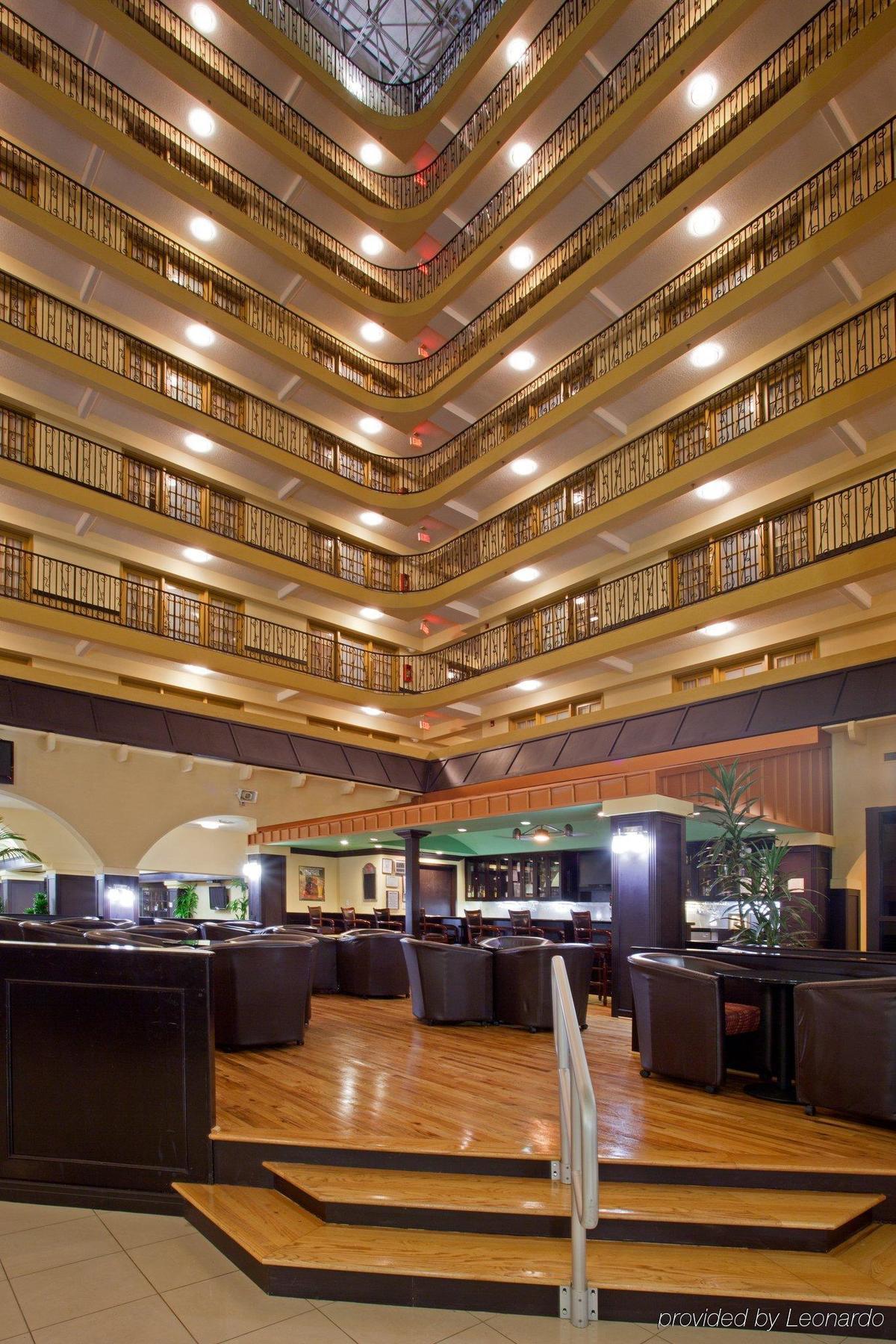 Crowne Plaza Suites Houston - Near Sugar Land Wnętrze zdjęcie