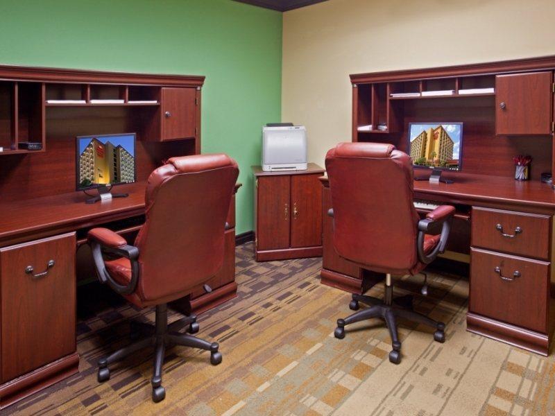 Crowne Plaza Suites Houston - Near Sugar Land Udogodnienia zdjęcie