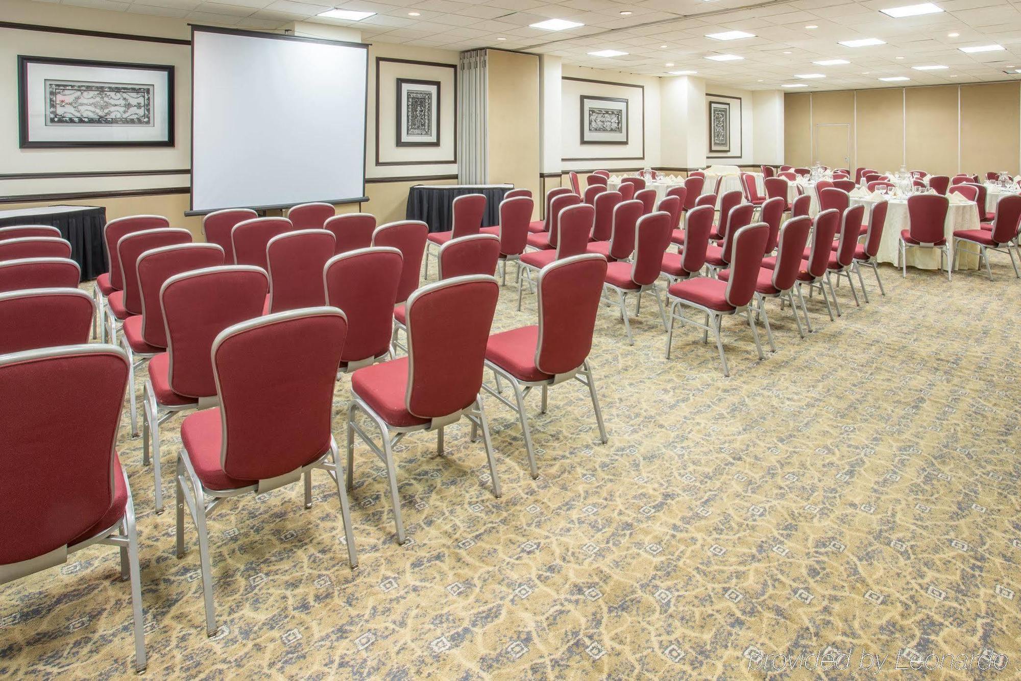 Crowne Plaza Suites Houston - Near Sugar Land Zewnętrze zdjęcie