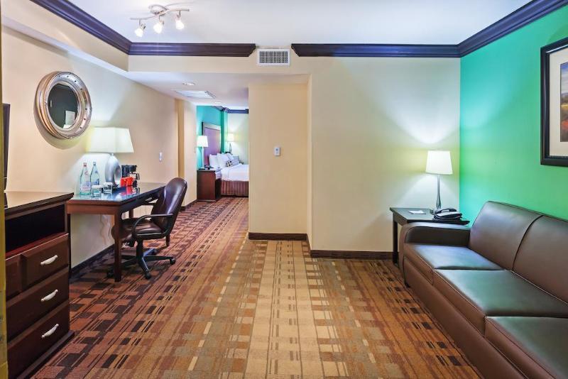 Crowne Plaza Suites Houston - Near Sugar Land Zewnętrze zdjęcie